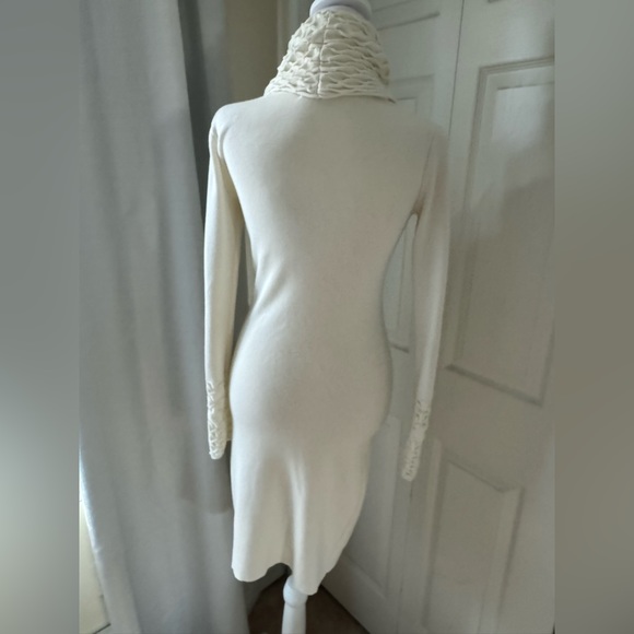 Moda International- cream turtleneck sweater dress size XS. WORN ONCE! - Picture 5 of 10